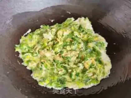 Make Celery leaves and fried eggs step 6