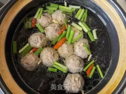 Make Beefballs, seaweed soup step 7