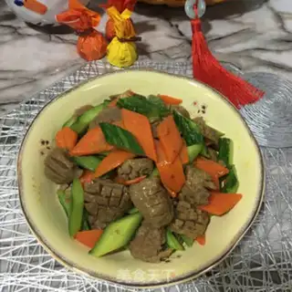 Make cucumber carrot and beefballs step 8