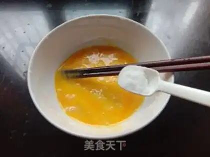 Make Shrimp skin steamed eggs step 1