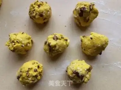 Make Pumpkin oatmeal dates step 12
