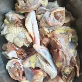 Make Chicken soup with tan step 0