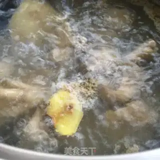 Make Chicken soup with tan step 4