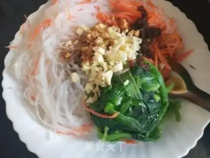 Make A spinach mix fan step 5