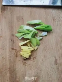Make Soy chicken leg step 1