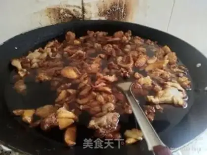 Make Get the pig oil step 1