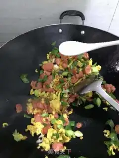 Make Hot dog sausage fried eggs step 4