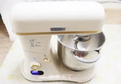 Make Coconut oil bread step 1