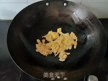 Make Chicken pork fried eggs step 1