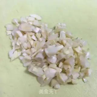 Make Garlic steaming needles and tofu step 4