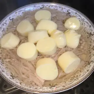Make Garlic steaming needles and tofu step 6