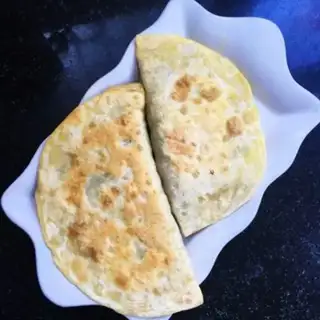 Make The gravy egg box step 12