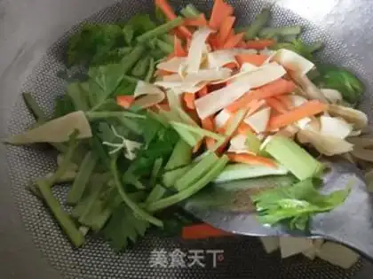Make Celery tofu and pork heart step 3