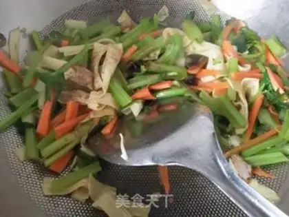 Make Celery tofu and pork heart step 4