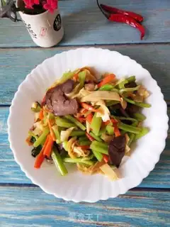 Make Celery tofu and pork heart step 7