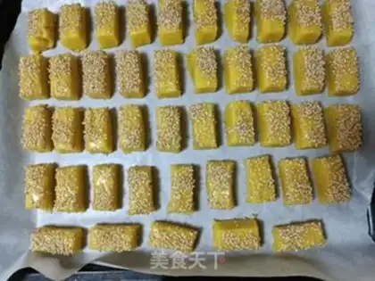 Make Fabric fruit step 7