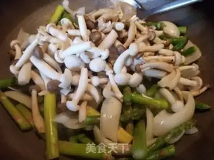 Make Scramble mushrooms step 5