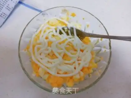Make Potato egg salad sandwich step 3