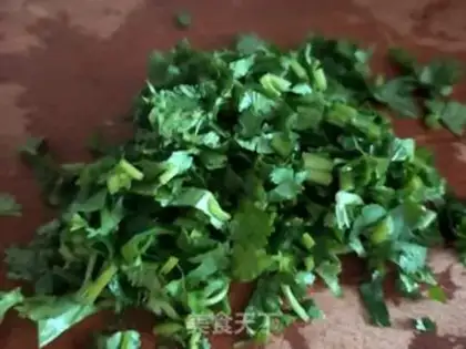 Make Shrimp pickle soup step 1