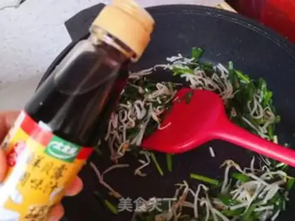 Make Soccer bean sprouts step 4