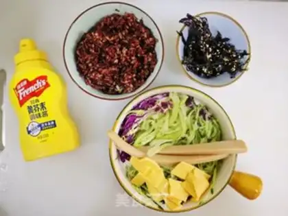 Make Vegetable rolls for groceries step 0