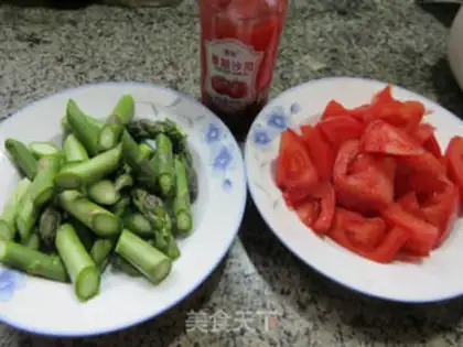 Make Tomato fried storks step 0