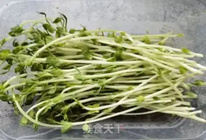 Make Pine willow eggcake step 0