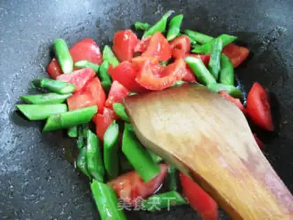 Make Tomato fried storks step 3