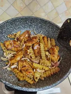 Make Hot chicken wings step 21
