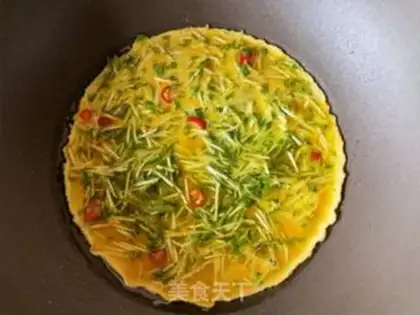 Make Pine willow eggcake step 8