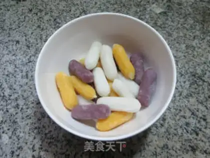 Make Three-colour cheese and eggs step 1