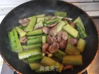 Make Sausage cucumber step 2