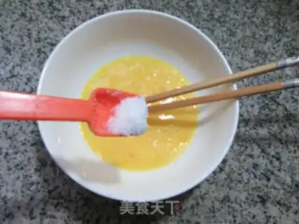 Make Three-colour cheese and eggs step 3