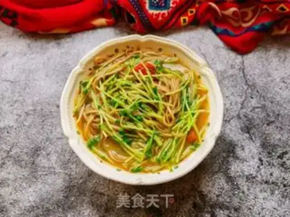 Make Pine willow sprout noodles step 11
