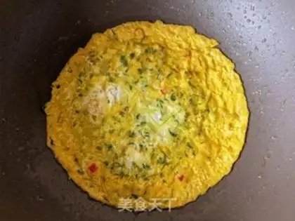 Make Pine willow eggcake step 12