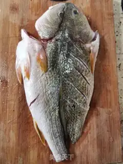 Make Fresh whitefish step 0