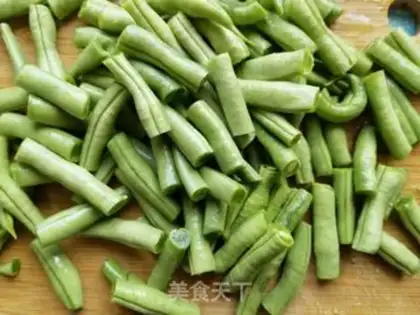 Make Soybeans horned halogen noodles step 5