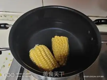 Make Potato-head corn, Dutch bean salad step 0