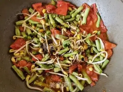 Make Soybeans horned halogen noodles step 12