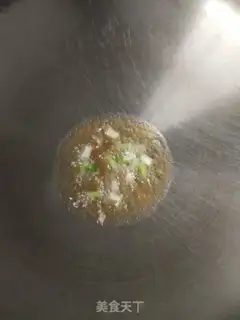 Make Shrimp fried walnuts step 1