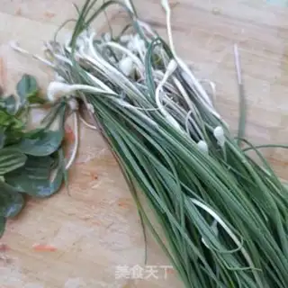 Make Little garlic tacos step 1