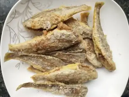 Make Fry the yellow fish step 7