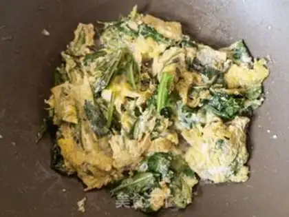 Make Pumpkin fried eggs step 7