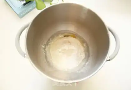 Make Classic Hong Kong toast step 0