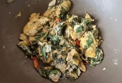 Make Pumpkin fried eggs step 11