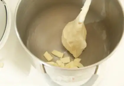Make Classic Hong Kong toast step 4