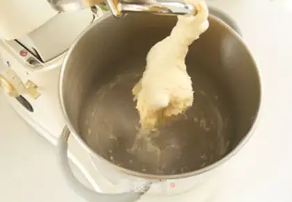 Make Classic Hong Kong toast step 5
