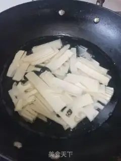 Make Scrambled beans step 4