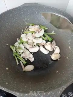 Make Scrambling eggs step 6