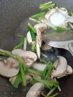 Make Scrambling eggs step 8
